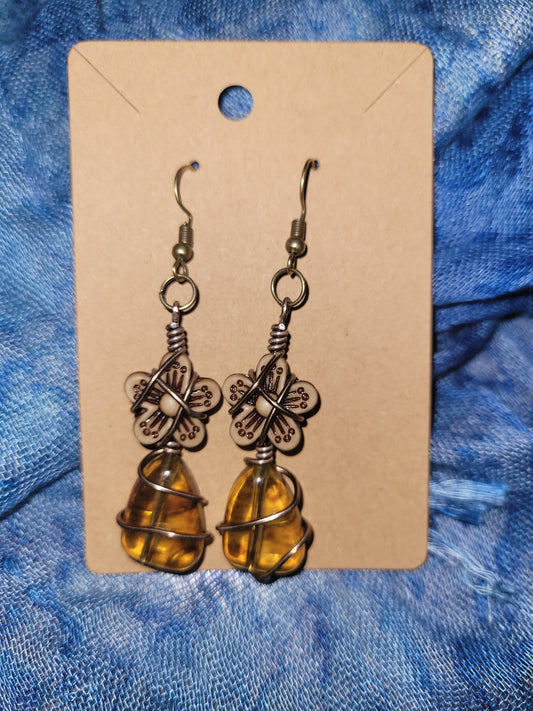 Amber flower earrings